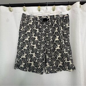 Tropical Leaf Print Pull-On Shorts | Elastic Waist | Black & Tan